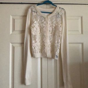 🎀Abercrombie Woman’s ivory cardigan W/ lace front